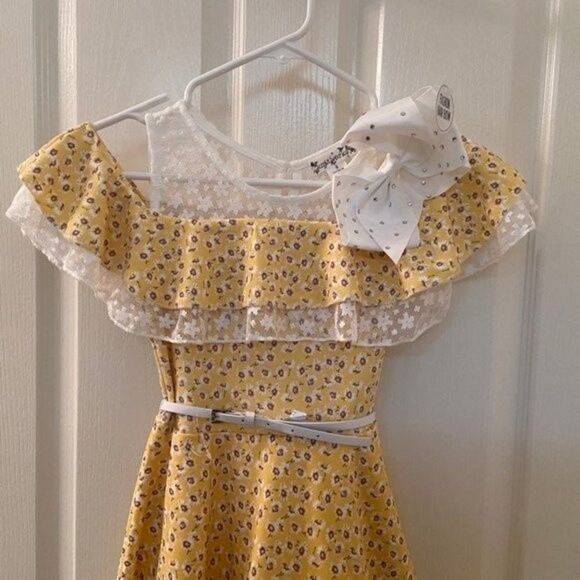 Knitworks Yellow Floral Daisy Lace Skater Dress Belted Hair Bow Girls Size 8 NEW - Picture 2 of 10